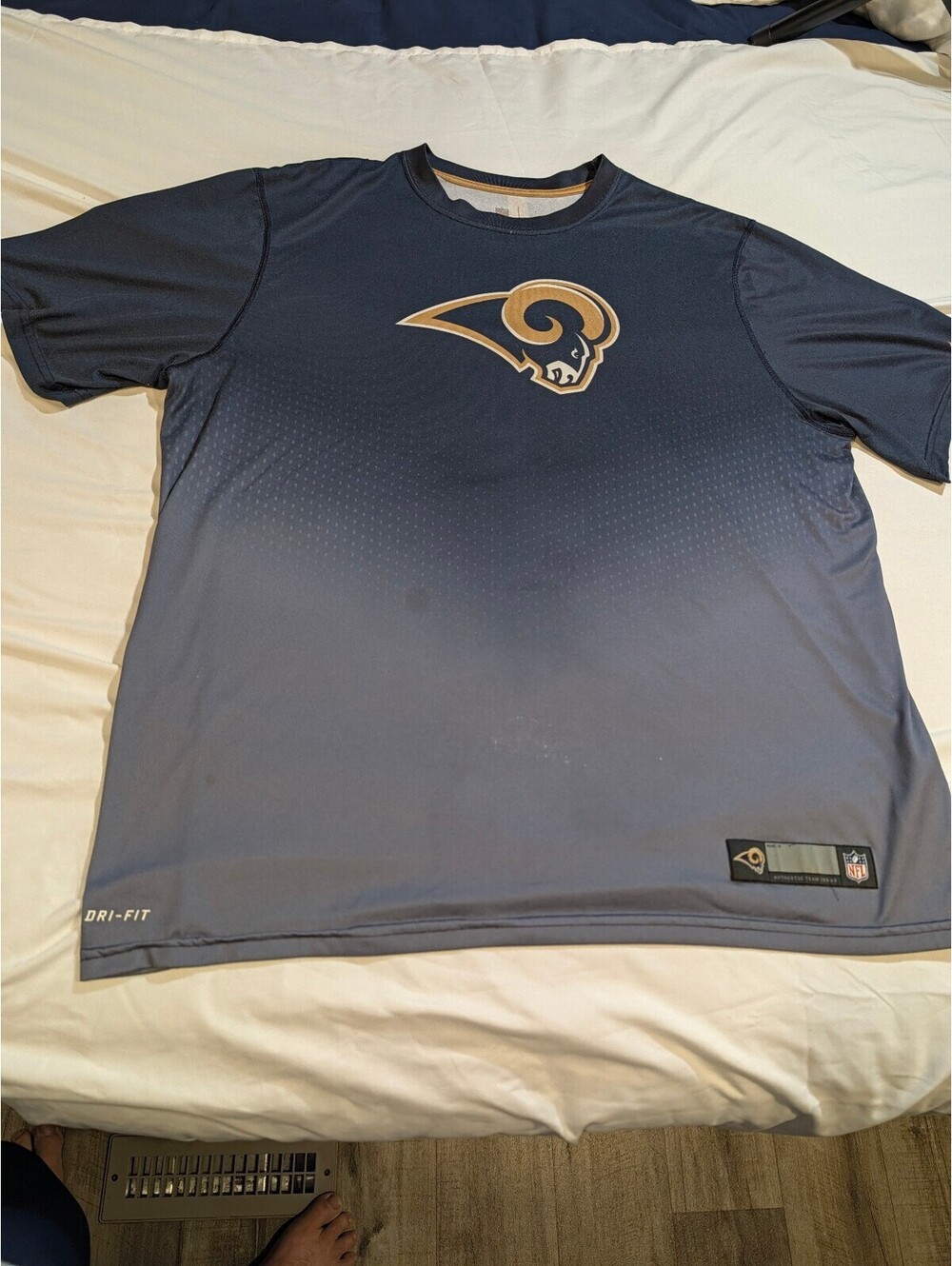 Nike Dri-FIT Los Angeles Rams NFL Shirt Size XL